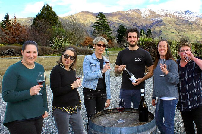 Wanaka Parasailing - Weather, private groups, and the reality of scheduling