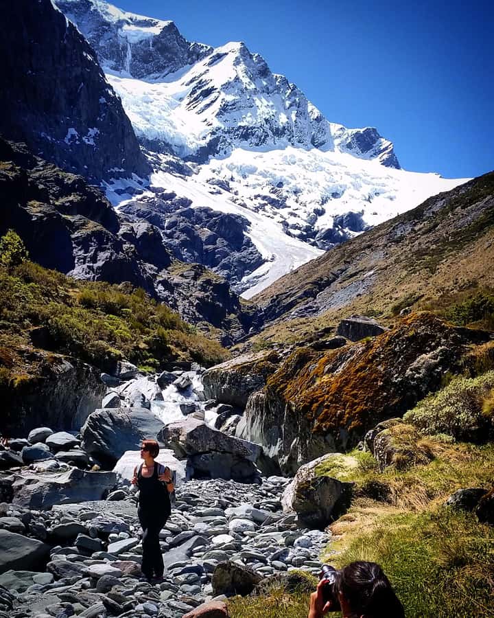 Wanaka: Rob Roy Glacier Guided Hike with Lunch - Getting to Rob Roy from Wanaka, and why the drive counts
