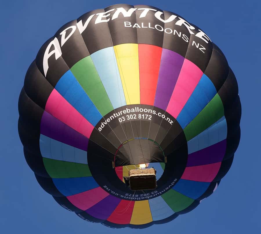 Wanaka: Scenic Hot Air Balloon Flight - Floating over Wanaka and Lake Hawea, what you actually see