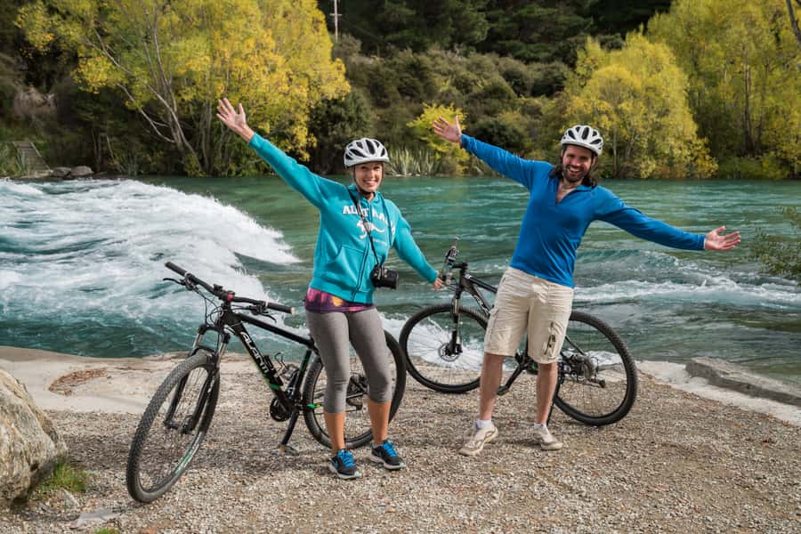 Wanaka: Self-Guided Regular MTB - Lake Hawea to Lake Wanaka - The 30-minute shuttle to Lake Hawea (why it’s worth skipping the drive)