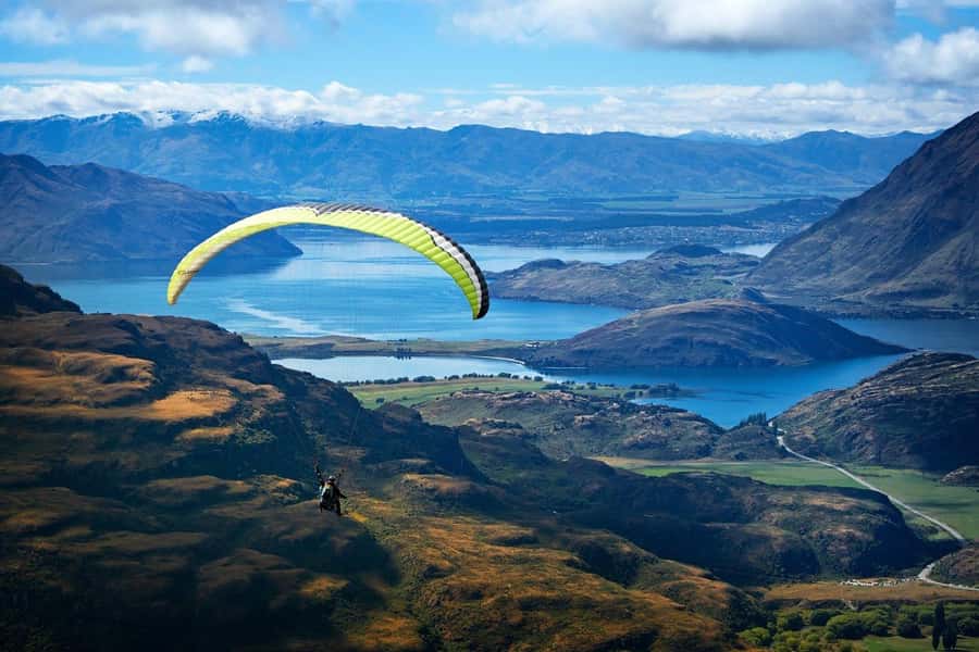 Wanaka: Tandem Paragliding Experience - Where the adventure starts: Treble Cone meeting field to Pub Corner launch