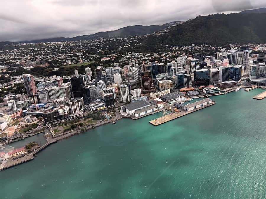 Wellington Helicopter Scenic Flight - From Te Papa to the Cake Tin, Your Flight Map in the Sky