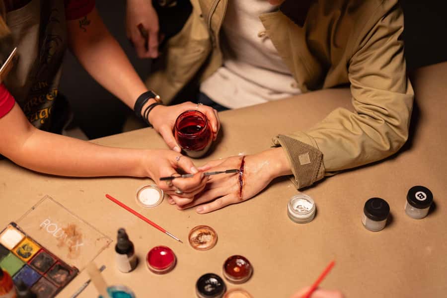 Wellington: Wētā Workshop Creative Classes Experience Ticket - Inside Intro to Sculpting: Tinfoil, Plasticine, and Your Fantastical Creature