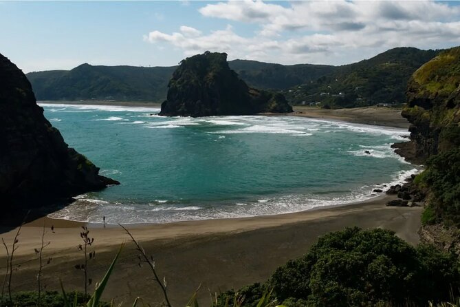 West Coast Discovery Tour - Getting from Auckland to the Wild West: the Waitakere Ranges drive
