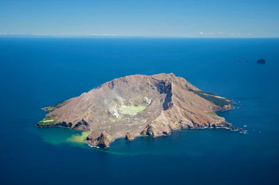 Whakaari - White Island Cultural and Flight Experience - Why Whakaari feels different than a typical scenic flight