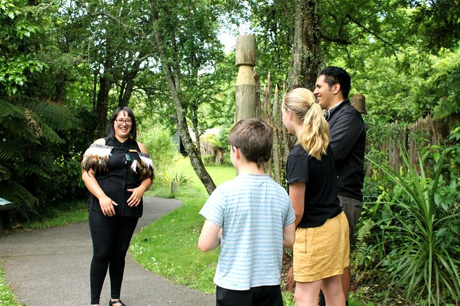 Whakarewarewa Village Guided Tour - Corn on the cob: the simple food detail that makes it memorable