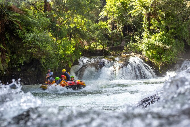White Water Rafting - Kaituna Cascades, The Originals - Guides who make the briefing stick, even when you’re nervous